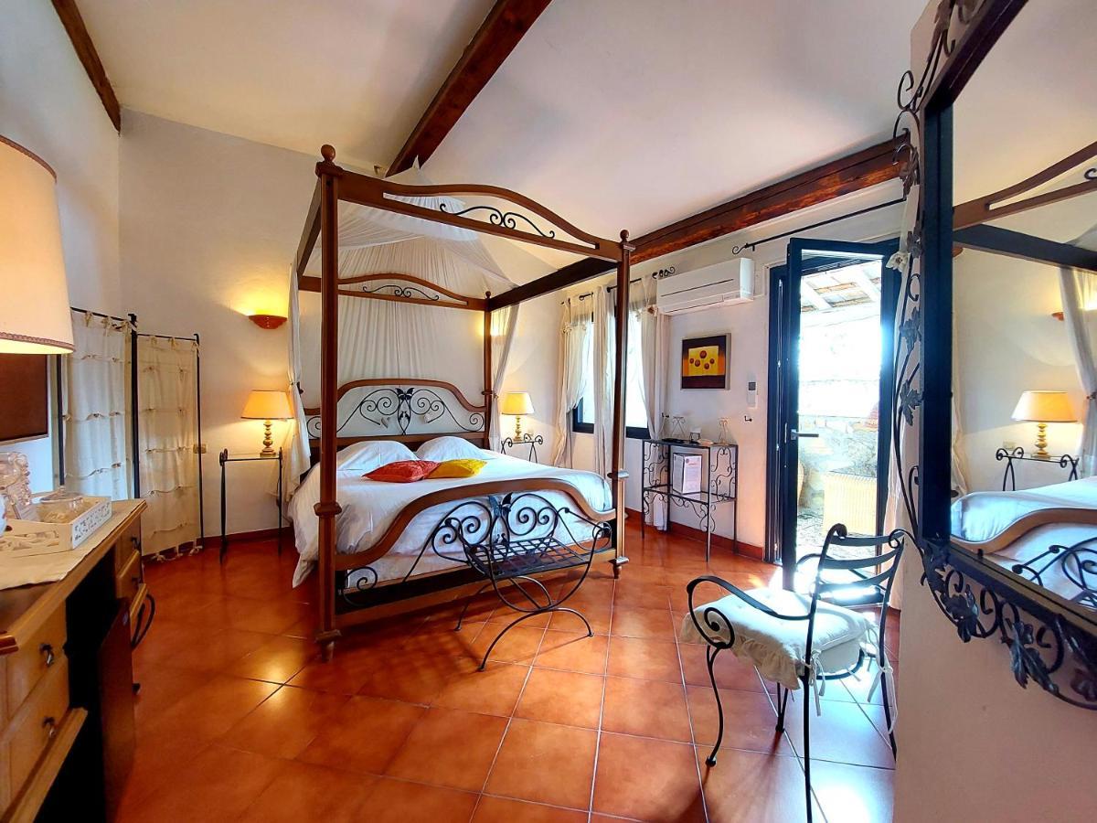 La Bergerie Du Moulin (Adults Only) Bed & Breakfast Taradeau ภายนอก รูปภาพ