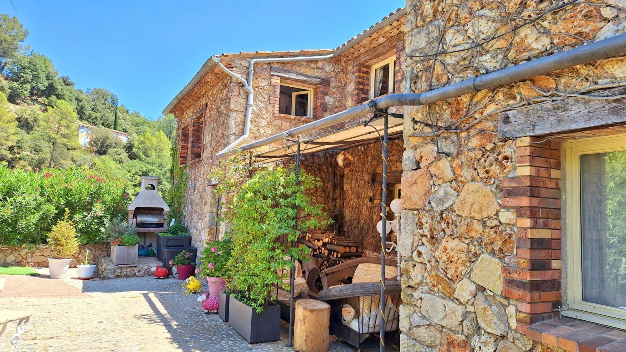 La Bergerie Du Moulin (Adults Only) Bed & Breakfast Taradeau ภายนอก รูปภาพ